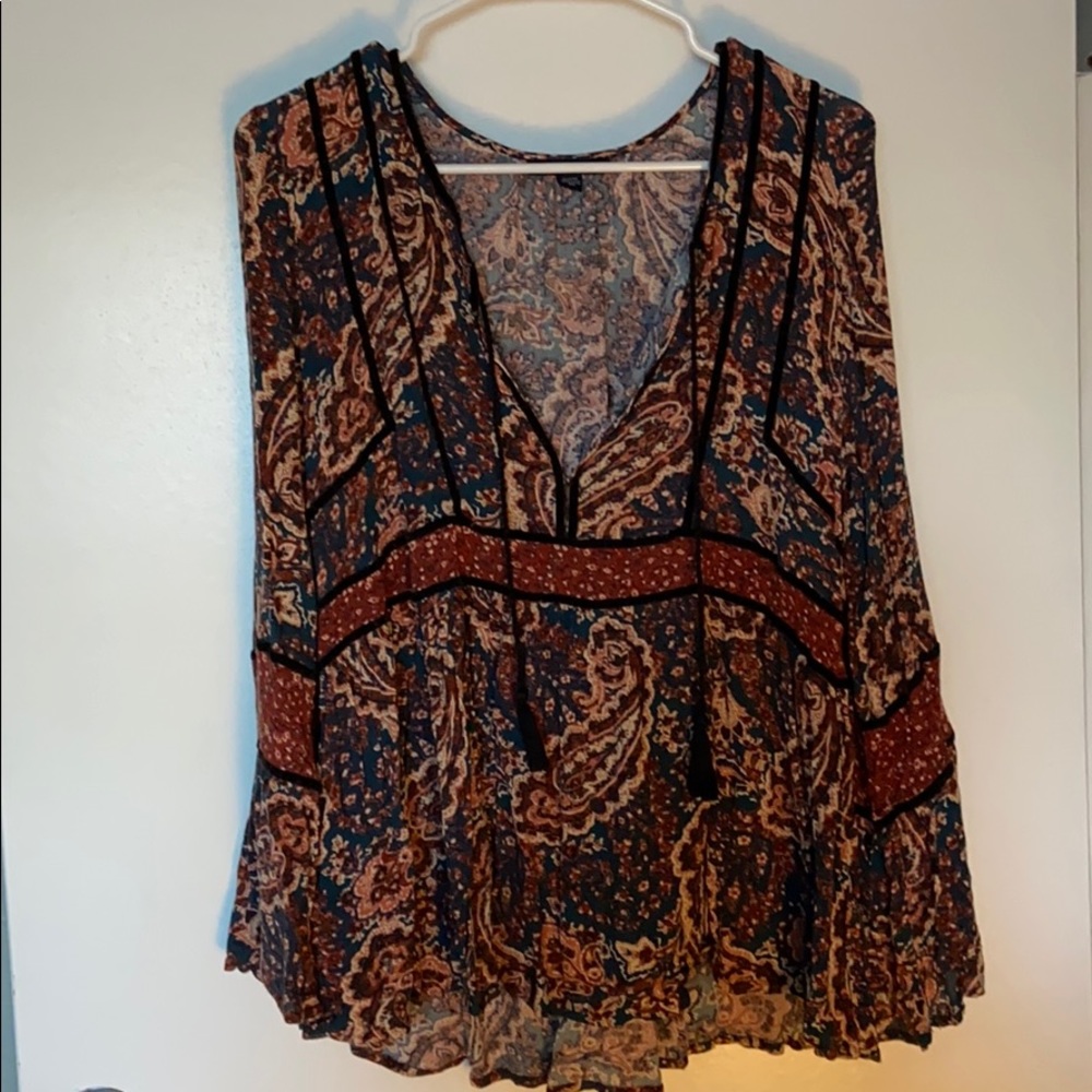 American Eagle top